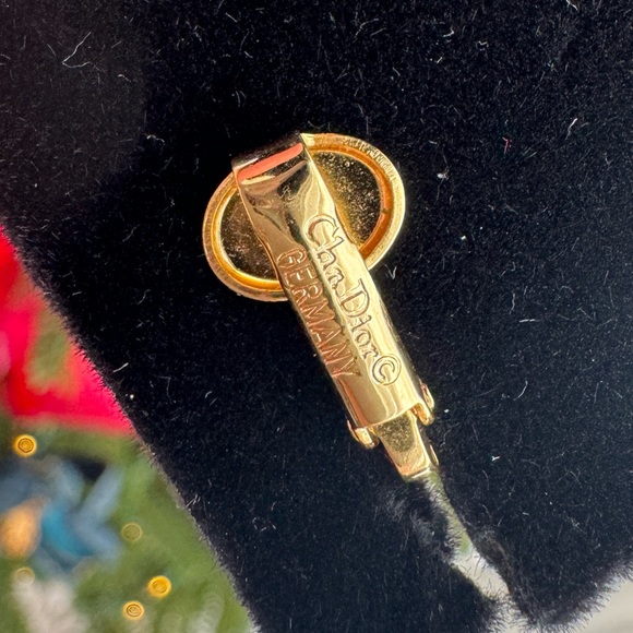 Christian Dior 18K Gold Plated enamel crystals vintage clip on earrings - Picture 3 of 16